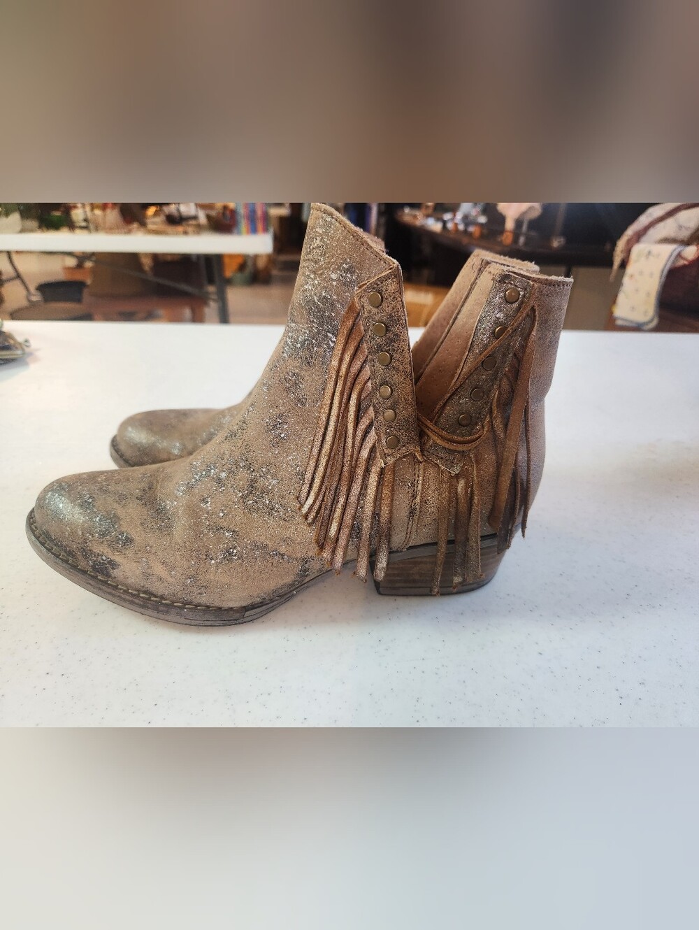 CIRCLE G Brown Studded Fringe Booties Size 10